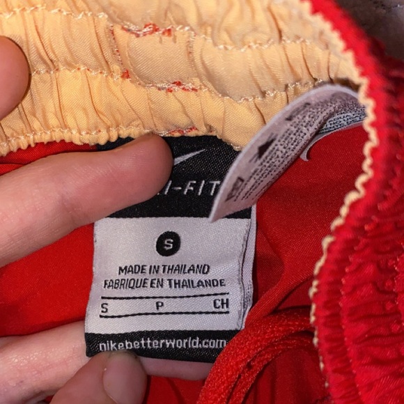 Nike Shorts - Picture 2 of 3